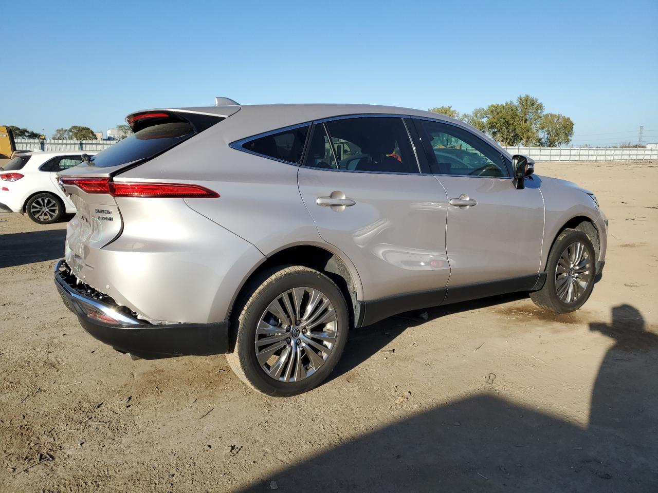 Lot #2943171484 2022 TOYOTA VENZA LE