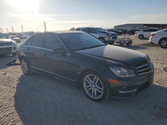 VIN WDDGF4HB0EG240549 2014 Mercedes-Benz C-Class, 250 no.4