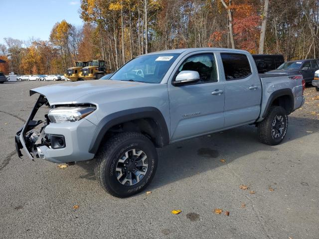 VIN 3TMCZ5AN1JM126196 2018 Toyota Tacoma, Double Cab no.1