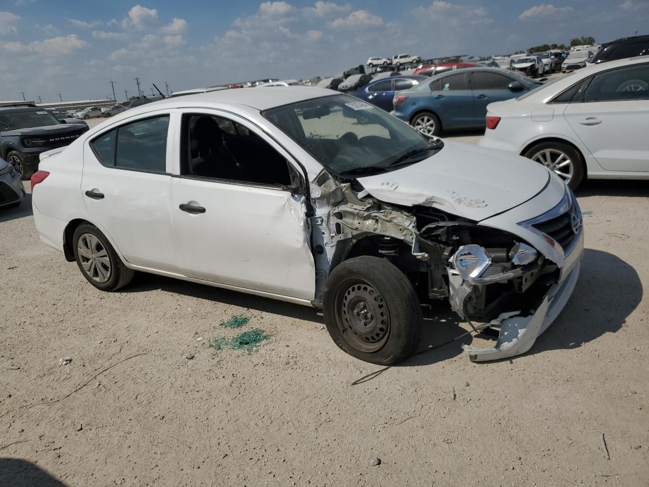 Lot #2921729772 2018 NISSAN VERSA S