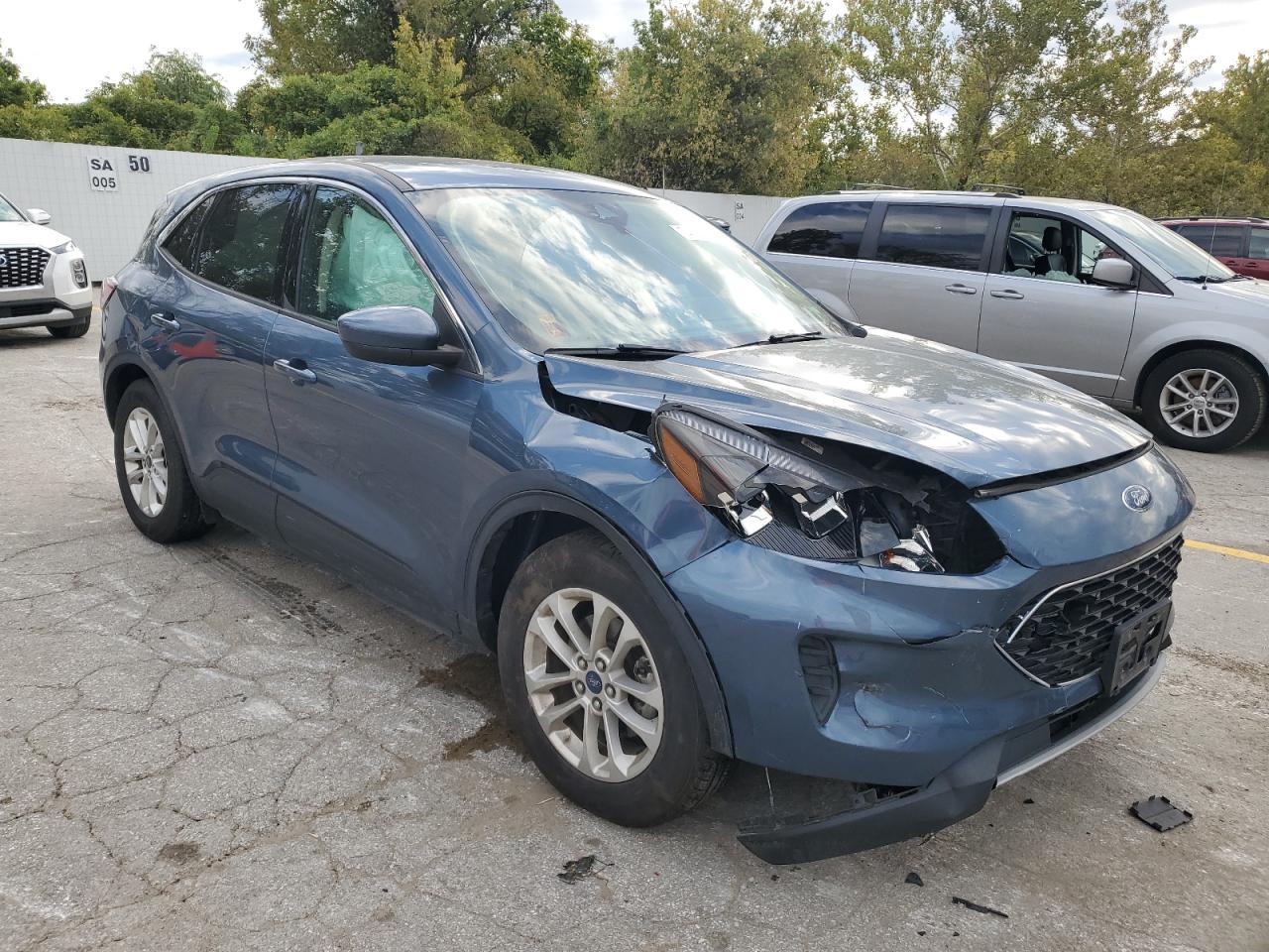 Lot #2970091347 2020 FORD ESCAPE SE