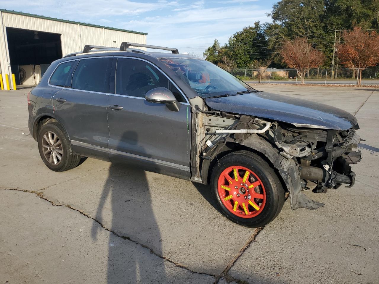 Lot #2979142998 2014 VOLKSWAGEN TOUAREG V6