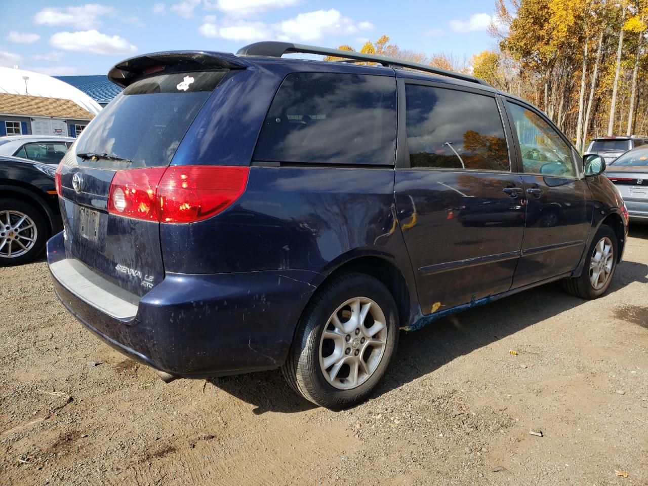 Lot #2926167379 2006 TOYOTA SIENNA LE