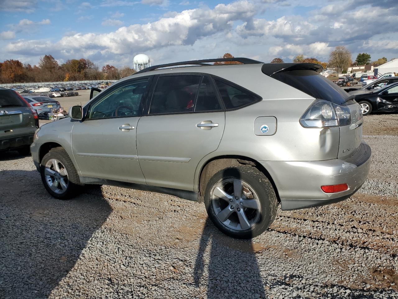 Lot #3033077991 2004 LEXUS RX 330