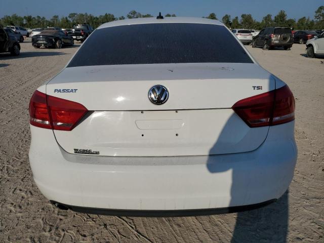 2015 VOLKSWAGEN PASSAT S - 1VWAT7A35FC019886