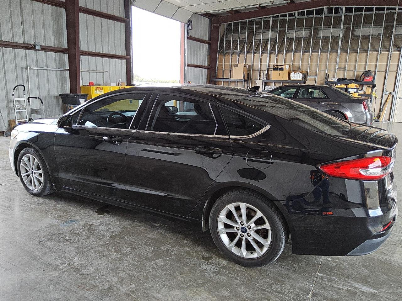 Lot #2982309094 2019 FORD FUSION SE