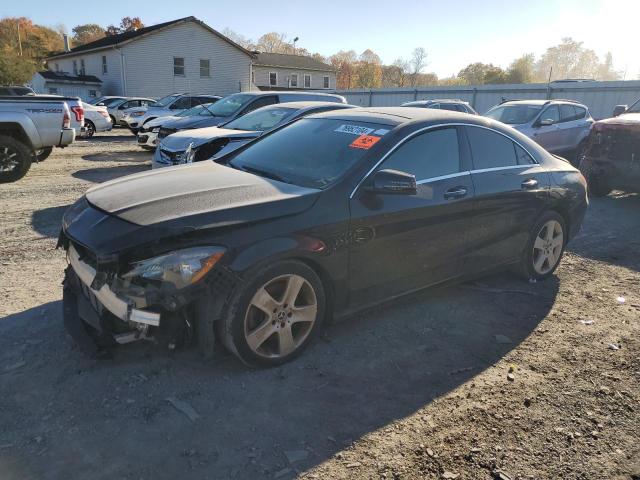 MERCEDES-BENZ CLA 250 4M 2018 black  gas WDDSJ4GB7JN660714 photo #1