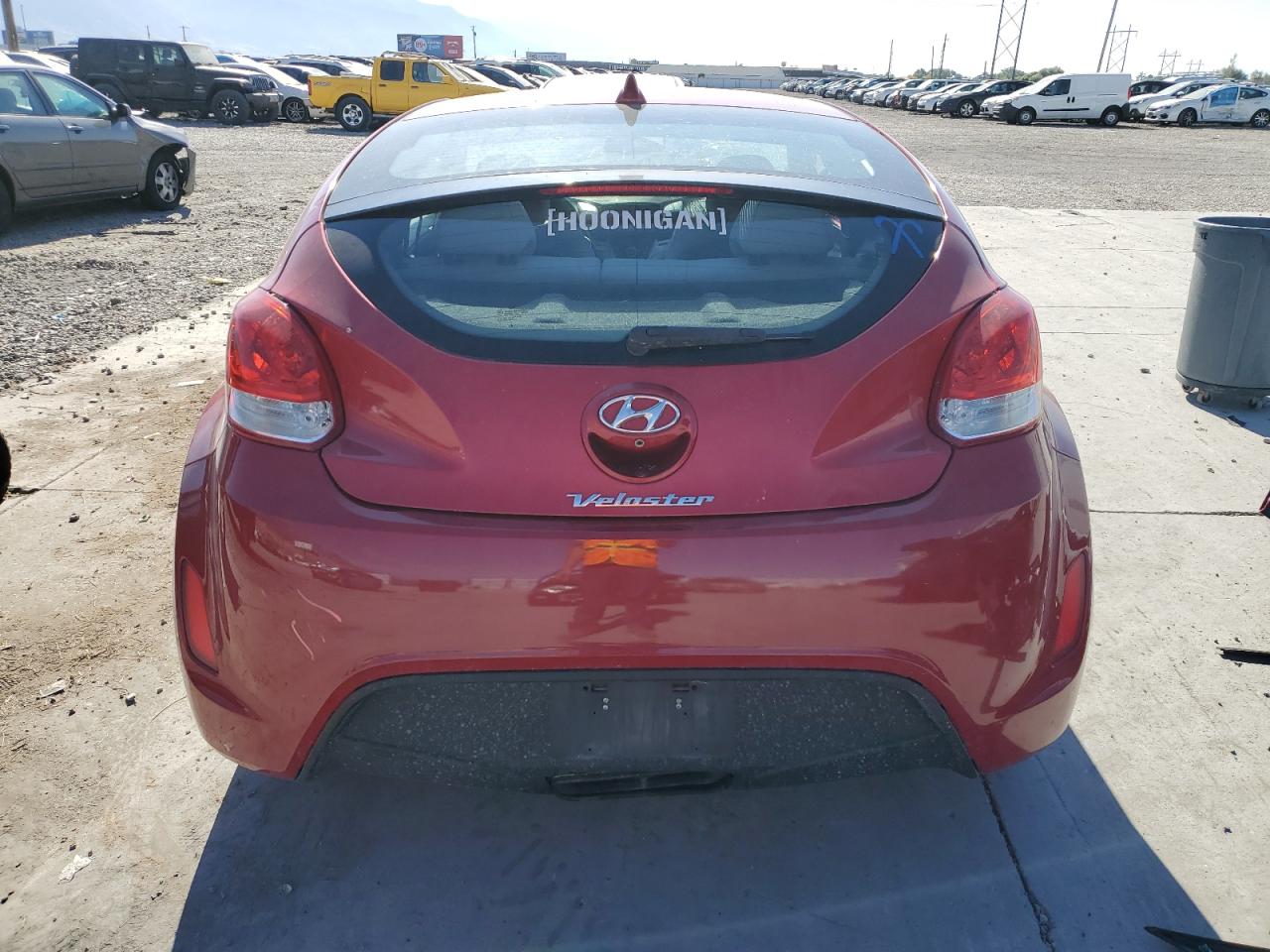 Lot #2926554300 2012 HYUNDAI VELOSTER