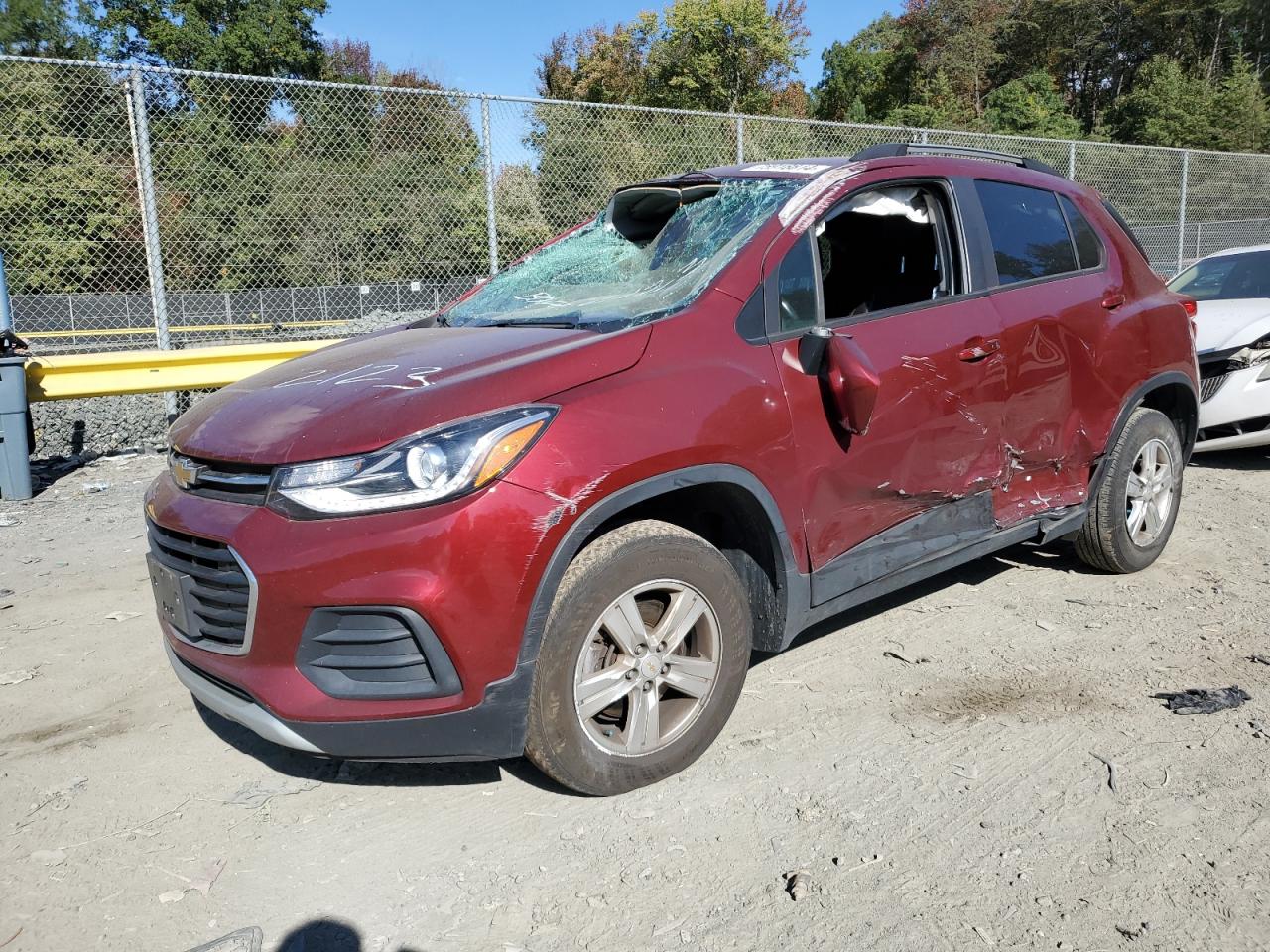 Lot #2945510099 2022 CHEVROLET TRAX 1LT