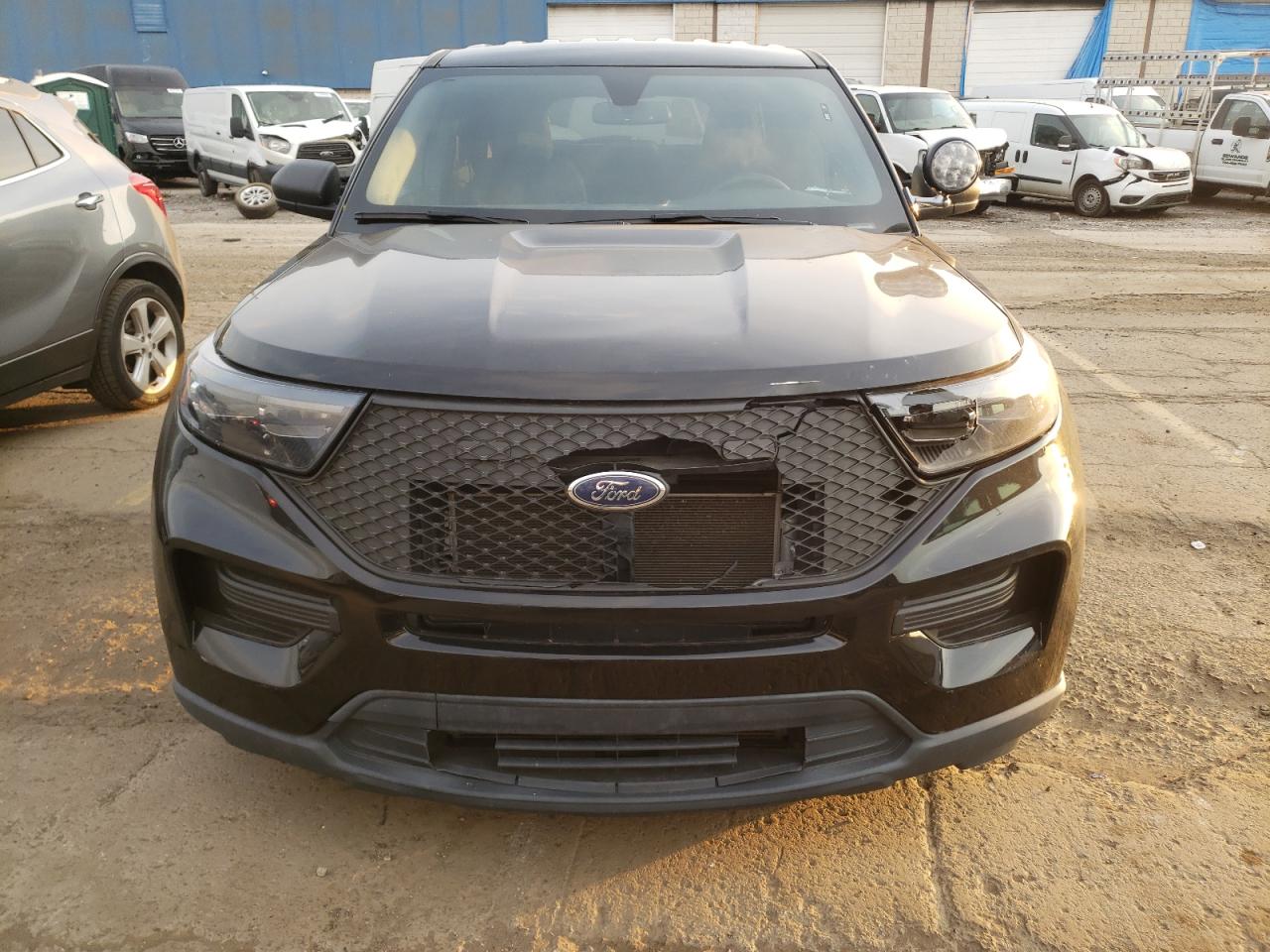 Lot #2945136698 2021 FORD EXPLORER P