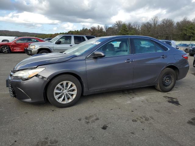 VIN 4T1BF1FKXHU702333 2017 Toyota Camry, LE no.1