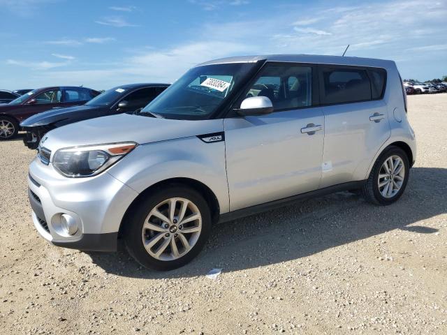 VIN KNDJP3A5XJ7562864 2018 KIA Soul, + no.1