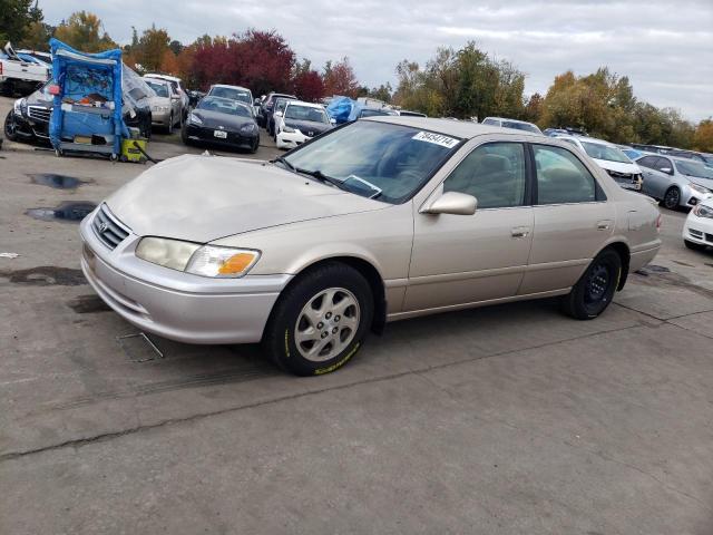 Global Auto Auctions: 2000 TOYOTA CAMRY CE