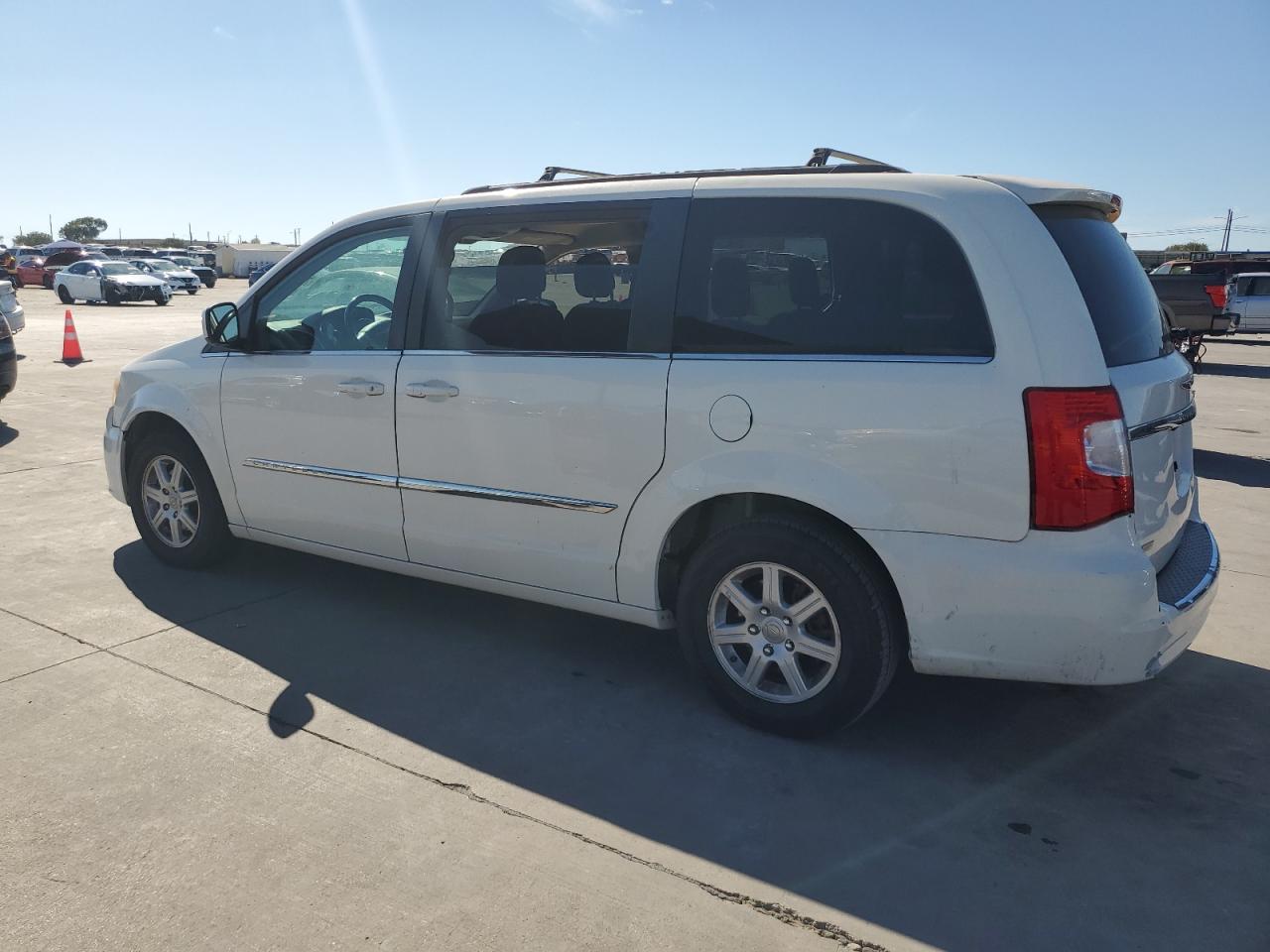 Lot #2986479238 2012 CHRYSLER TOWN & COU