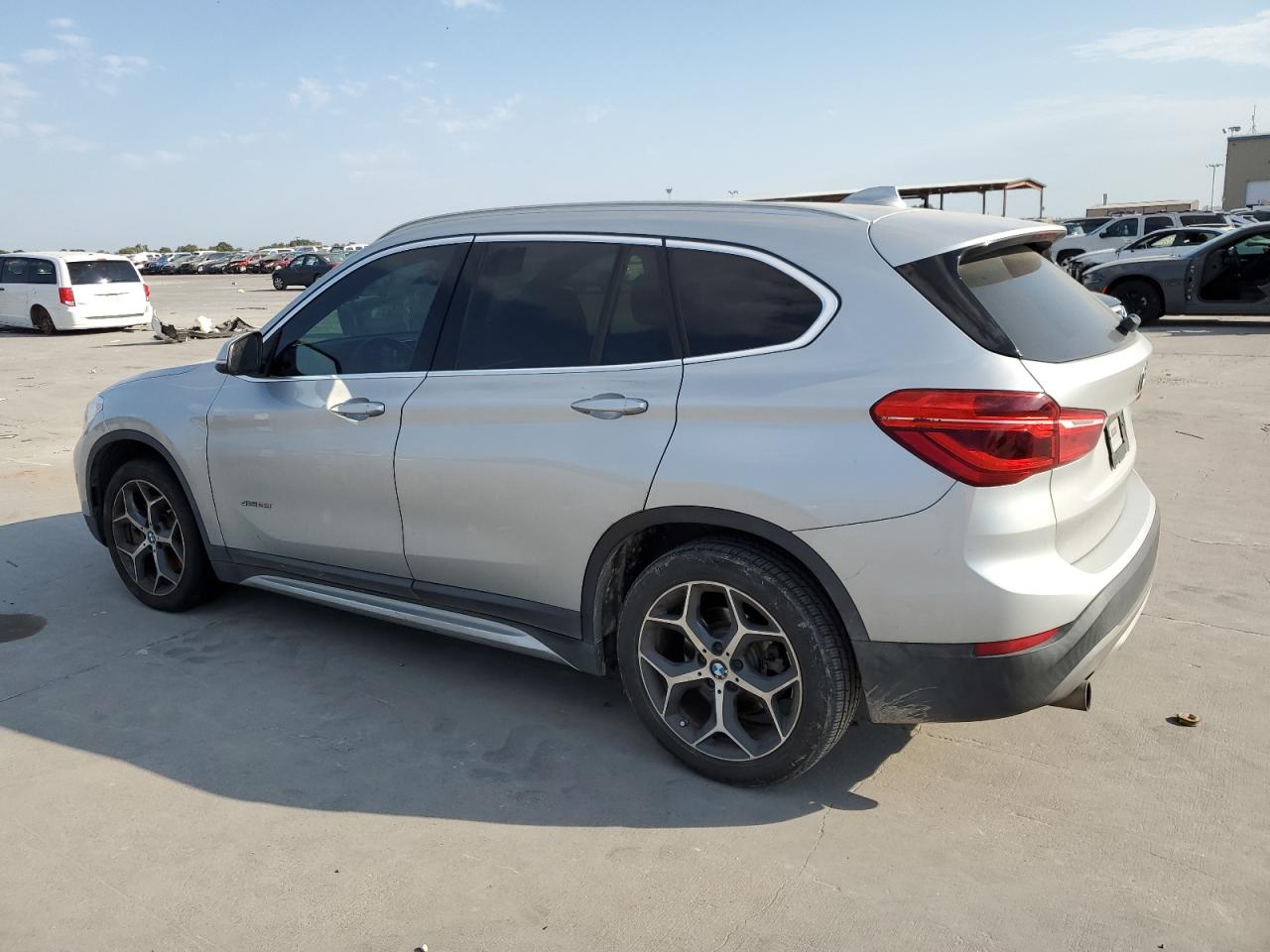 Lot #2909232329 2018 BMW X1 SDRIVE2