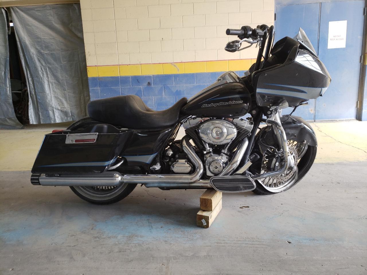  Salvage Harley-Davidson Fltru Road