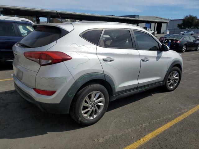 VIN KM8J33A49GU080010 2016 HYUNDAI TUCSON no.3