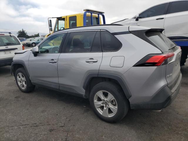 VIN 2T3W1RFV3MC154462 2021 Toyota RAV4, Xle no.2