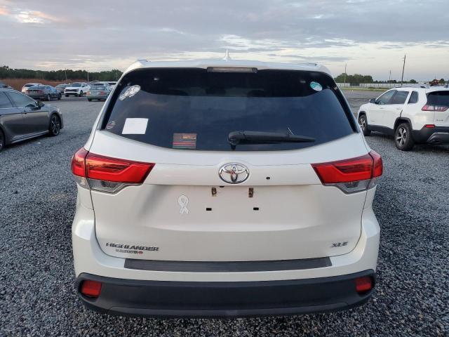 VIN 5TDKZRFH6KS563005 2019 Toyota Highlander, SE no.6