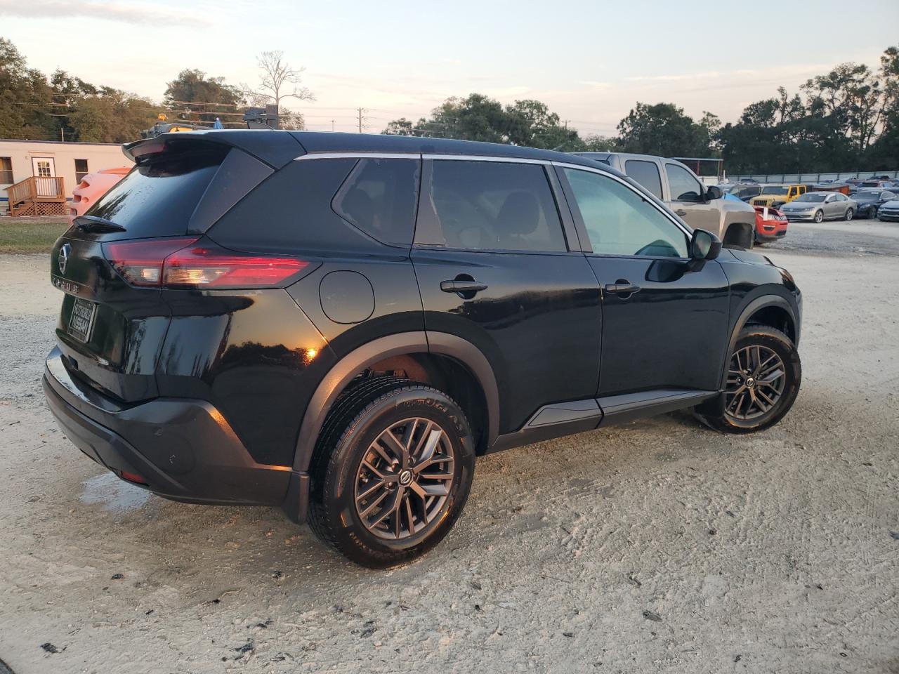 Lot #2977209176 2021 NISSAN ROGUE S