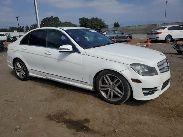 VIN WDDGF8AB9DR241364 2013 Mercedes-Benz C-Class, 3... no.4