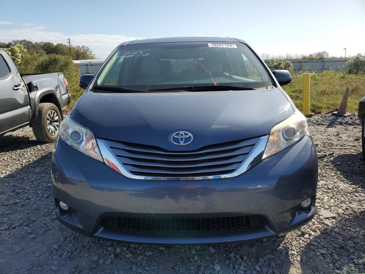 Lot #2953130664 2015 TOYOTA SIENNA XLE