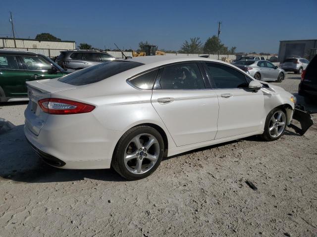 VIN 3FA6P0H96FR104158 2015 Ford Fusion, SE no.3