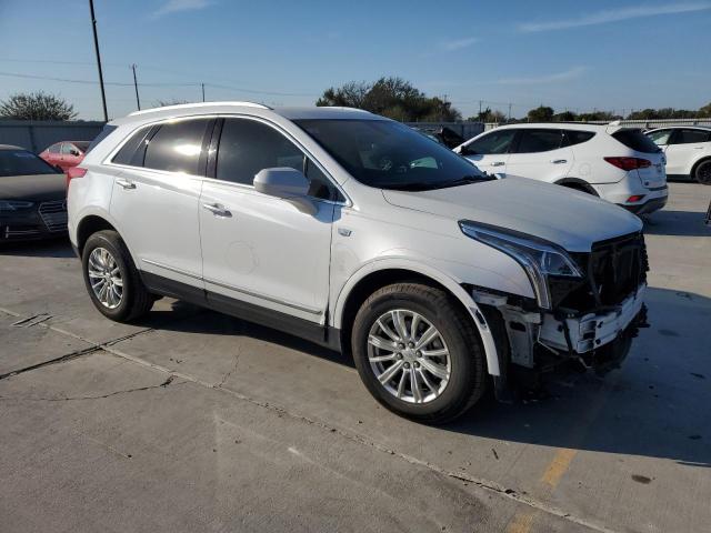 VIN 1GYKNARS8KZ107889 2019 Cadillac XT5 no.4