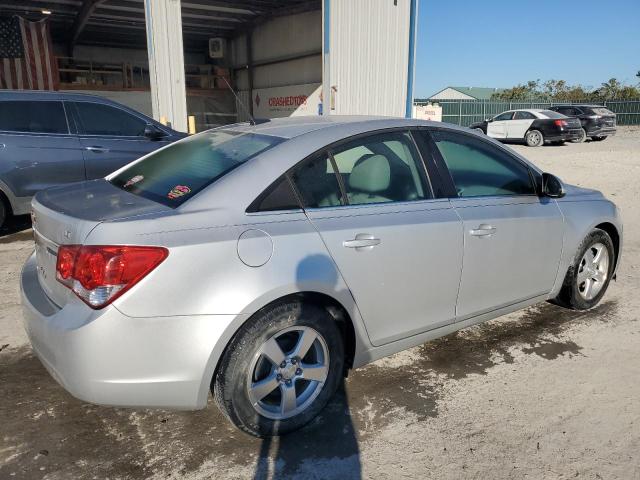 VIN 1G1PC5SB0E7232414 2014 Chevrolet Cruze, LT no.3