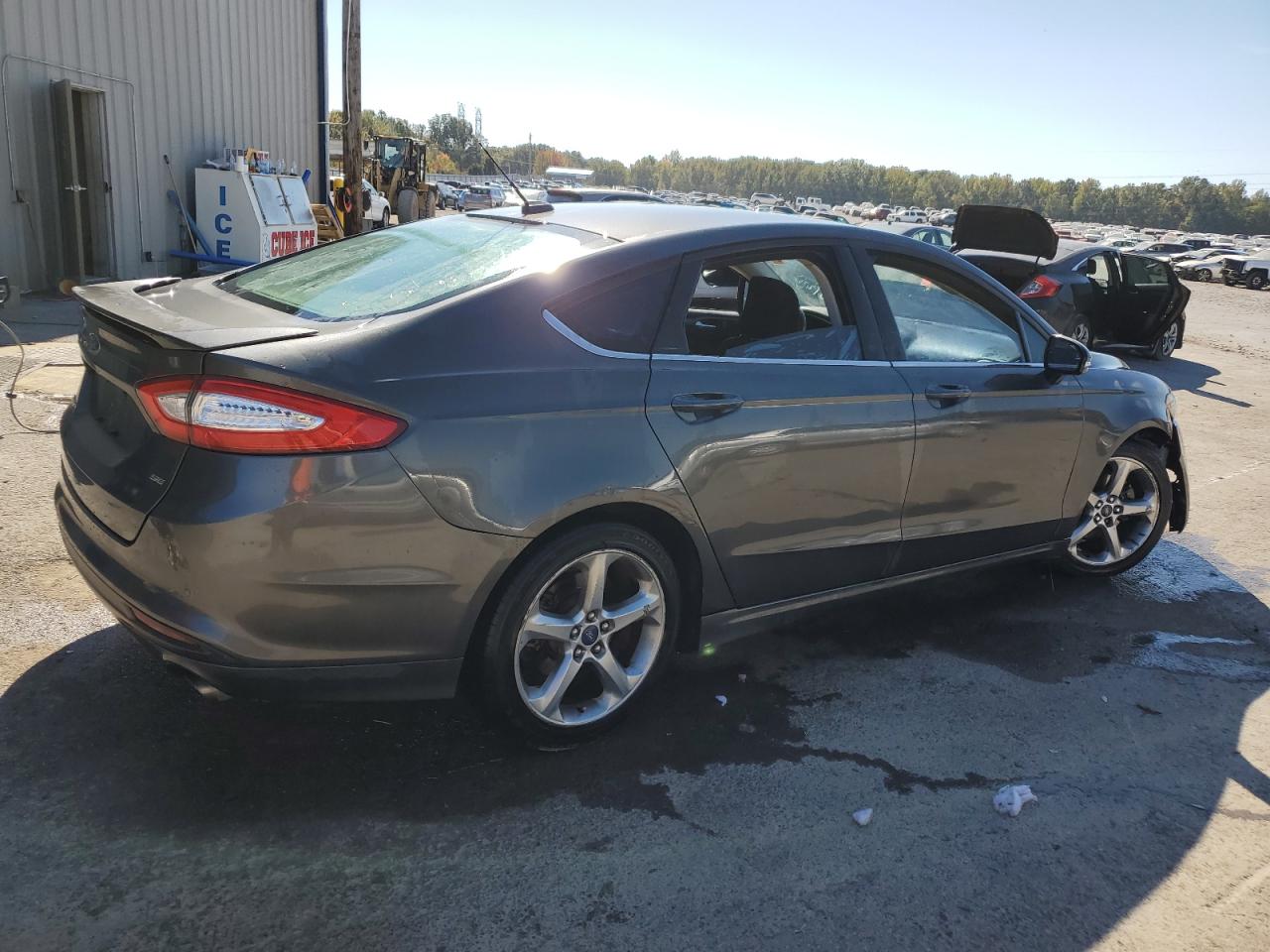 Lot #3024152824 2015 FORD FUSION SE