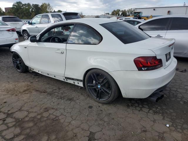 VIN WBAUC9C58DVY60142 2013 BMW 1 SERIES no.2