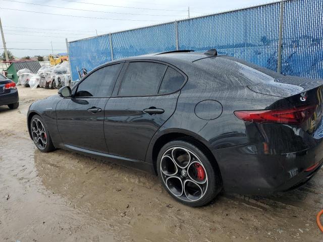 ALFA ROMEO GIULIA SUP 2022 black  gas ZARFANBN8N7653127 photo #3