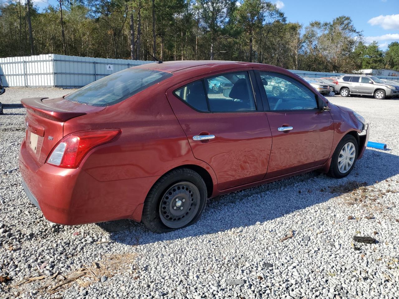 Lot #2943046858 2017 NISSAN VERSA S