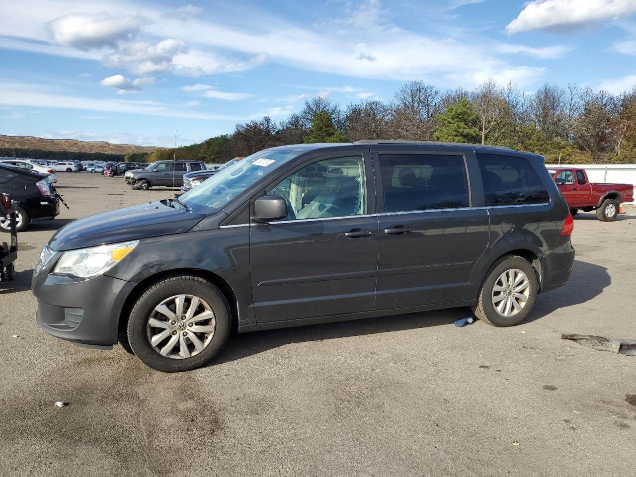 Lot #3027010819 2012 VOLKSWAGEN ROUTAN