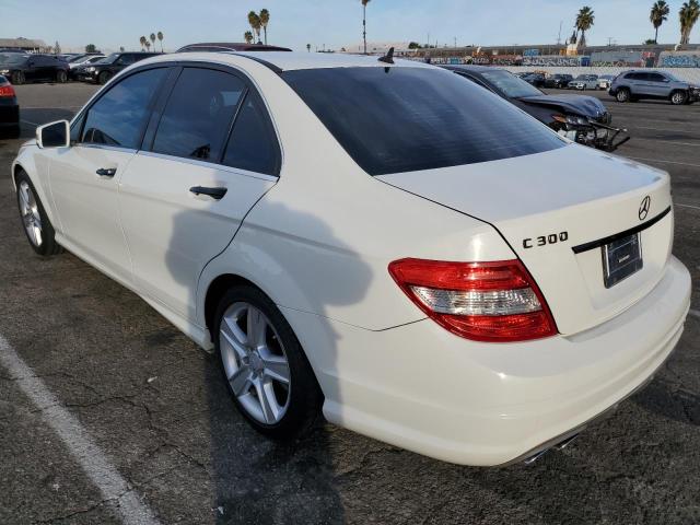 MERCEDES-BENZ C 300 2010 white sedan 4d gas WDDGF5EB7AF409041 photo #3