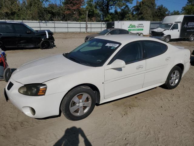 PONTIAC GRAND PRIX 2008 white  gas 2G2WP552181148644 photo #1