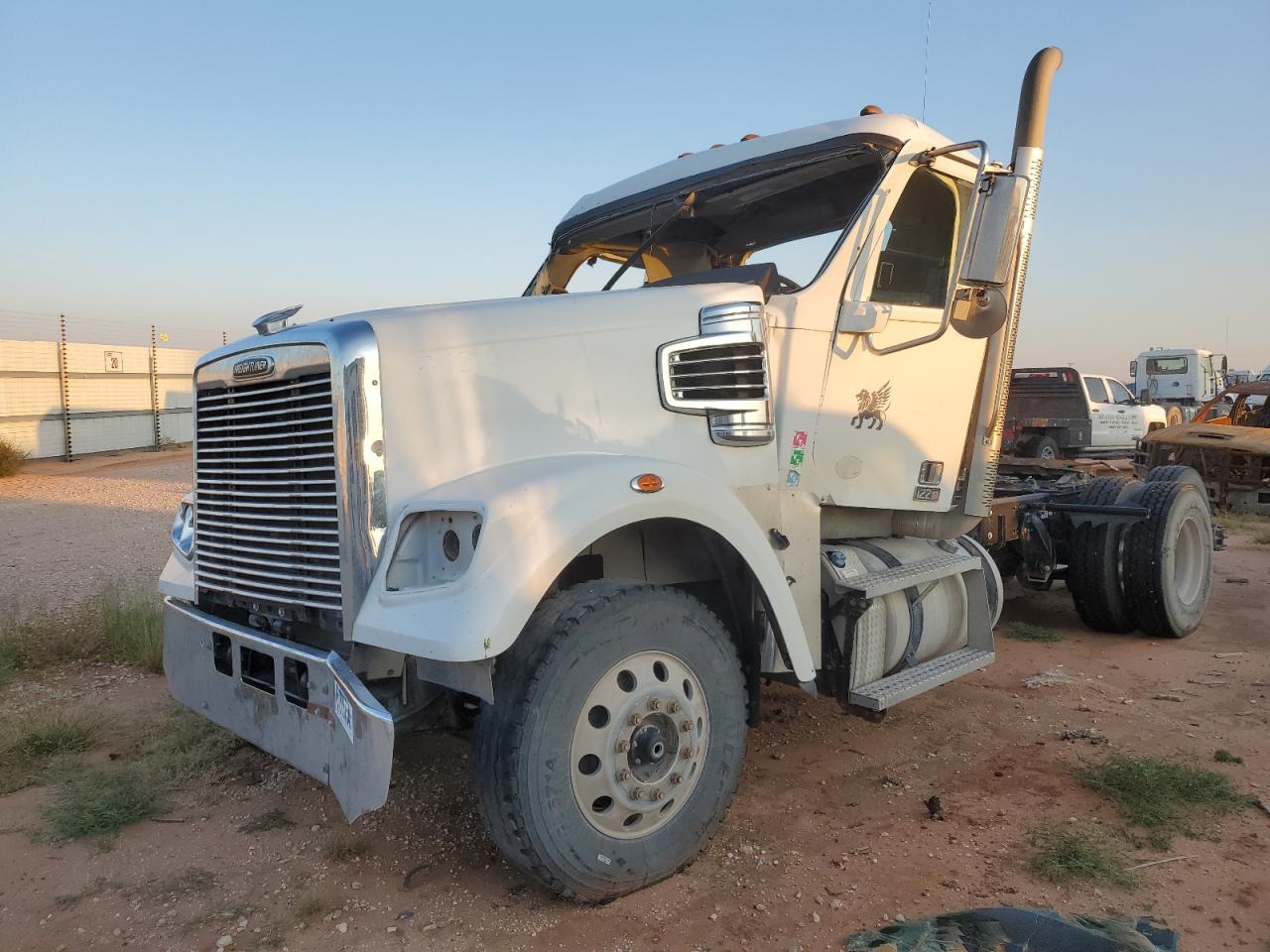 Lot #2989055524 2020 FREIGHTLINER 122SD