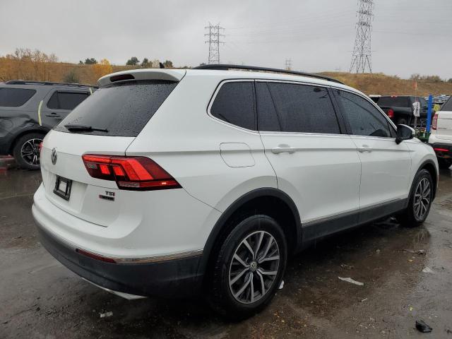 2018 VOLKSWAGEN TIGUAN SE - 3VV2B7AX0JM140492