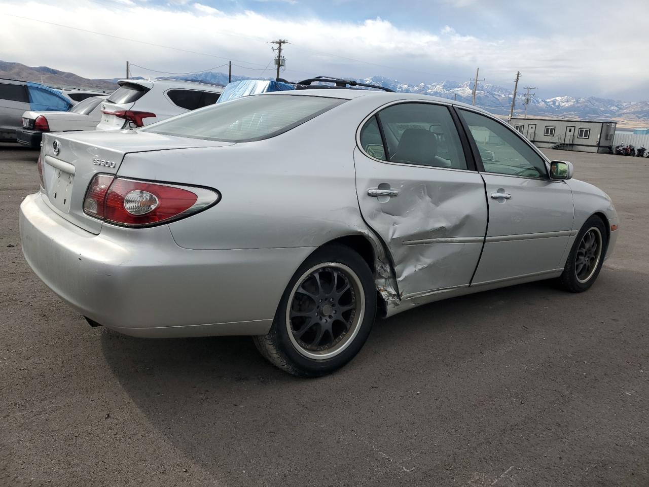 Lot #2972455706 2003 LEXUS ES 300