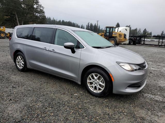 VIN 2C4RC1DG8HR502719 2017 Chrysler Pacifica, Touring no.4