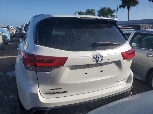 VIN 5TDDZRFH2JS901720 2018 Toyota Highlander, Limited no.6