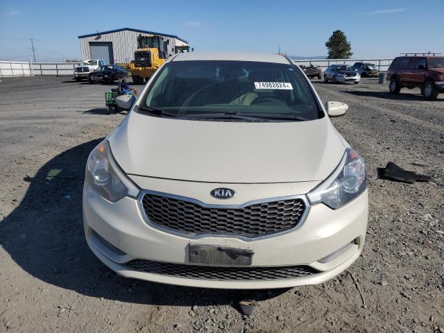 VIN KNAFK4A67F5342584 2015 KIA Forte, LX no.5