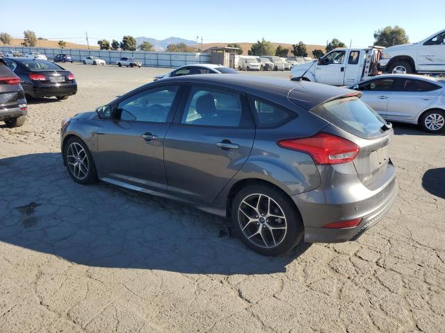 VIN 1FADP3K20FL358001 2015 Ford Focus, SE no.2