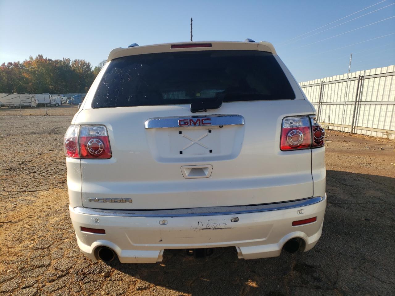 1GKKRTED1CJ221735 - 2012 GMC ACADIA DEN - #77399364