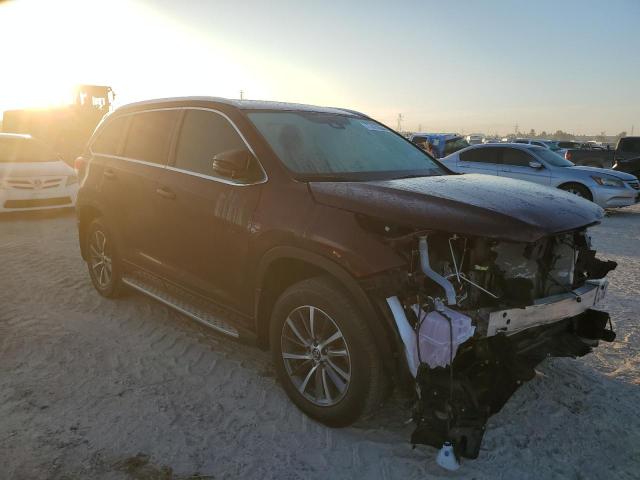 VIN 5TDKZRFH8JS276201 2018 Toyota Highlander, SE no.4