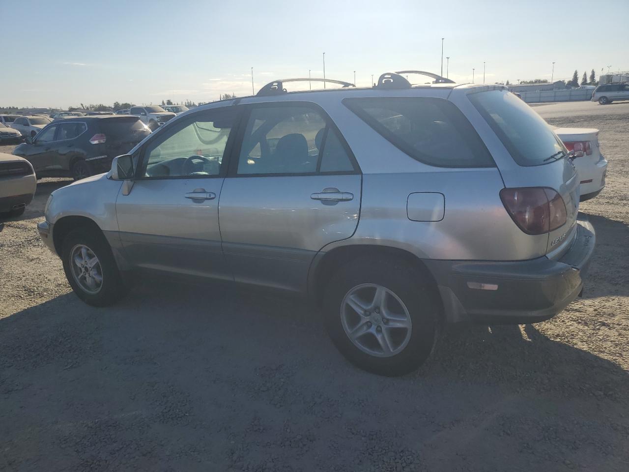 Lot #3033210820 1999 LEXUS RX 300