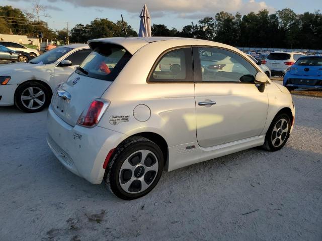 VIN 3C3CFFGE3FT709618 2015 Fiat 500, Electric no.3