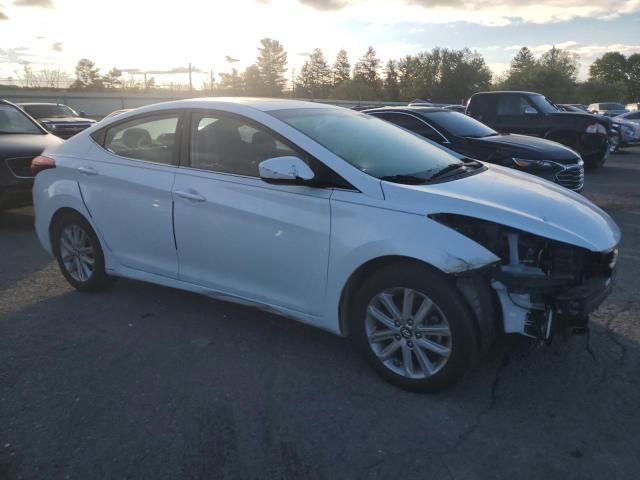2015 HYUNDAI ELANTRA SE - 5NPDH4AE7FH581861