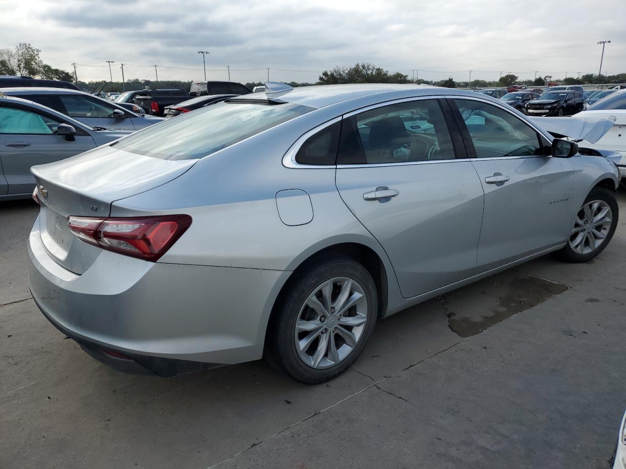 Lot #2989050548 2020 CHEVROLET MALIBU LT