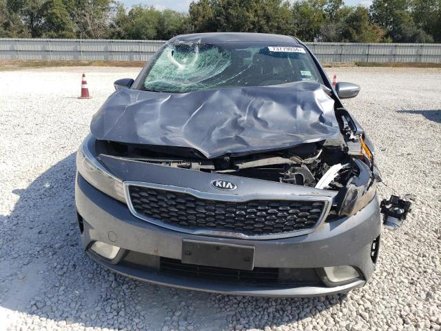 VIN 3KPFL4A79HE096315 2017 KIA Forte, LX no.5